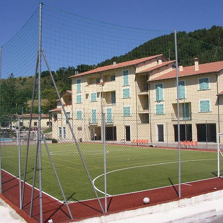 Lieta Sosta Hotel Colfiorito Exterior foto